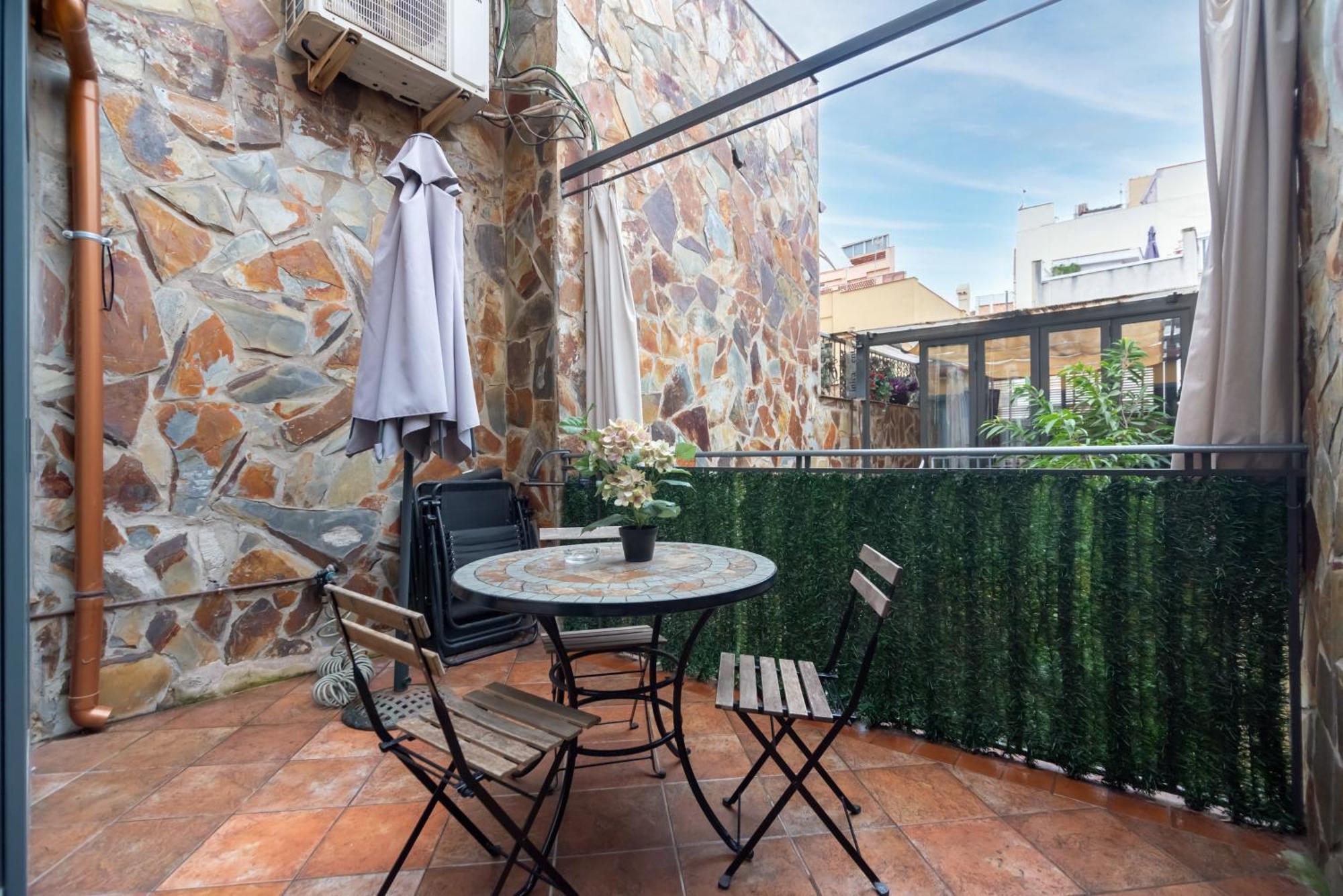 Hostal House Barcelona Luaran gambar