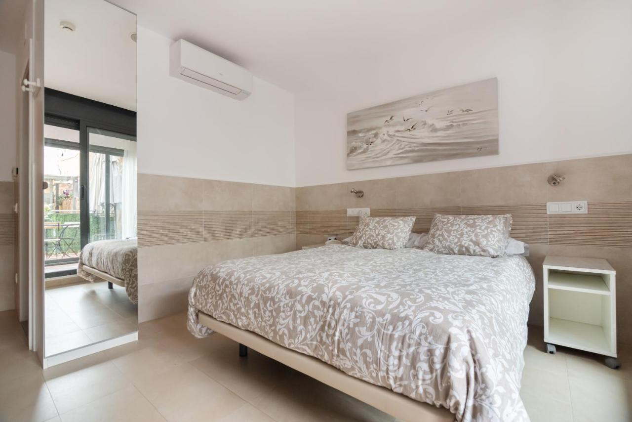 Hostal House Barcelona Luaran gambar
