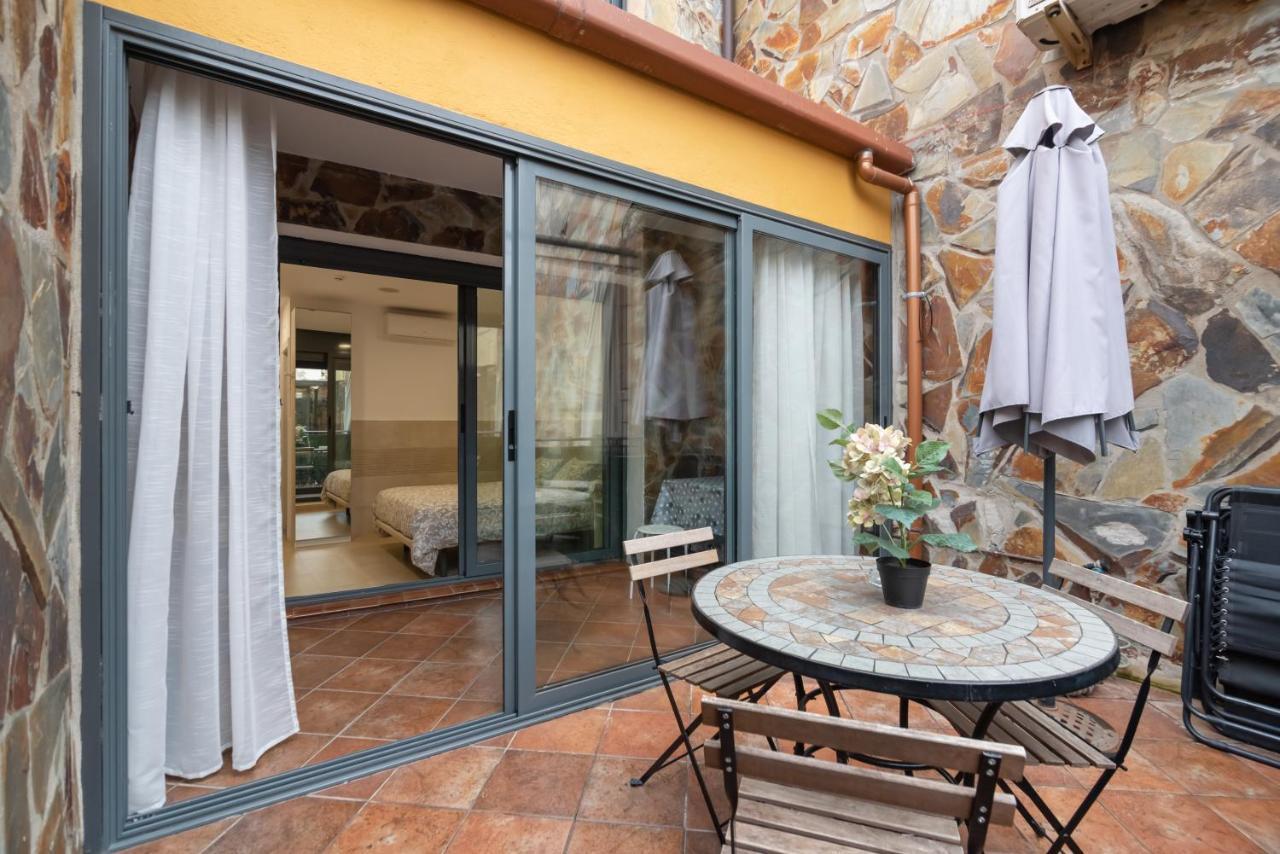 Hostal House Barcelona Luaran gambar