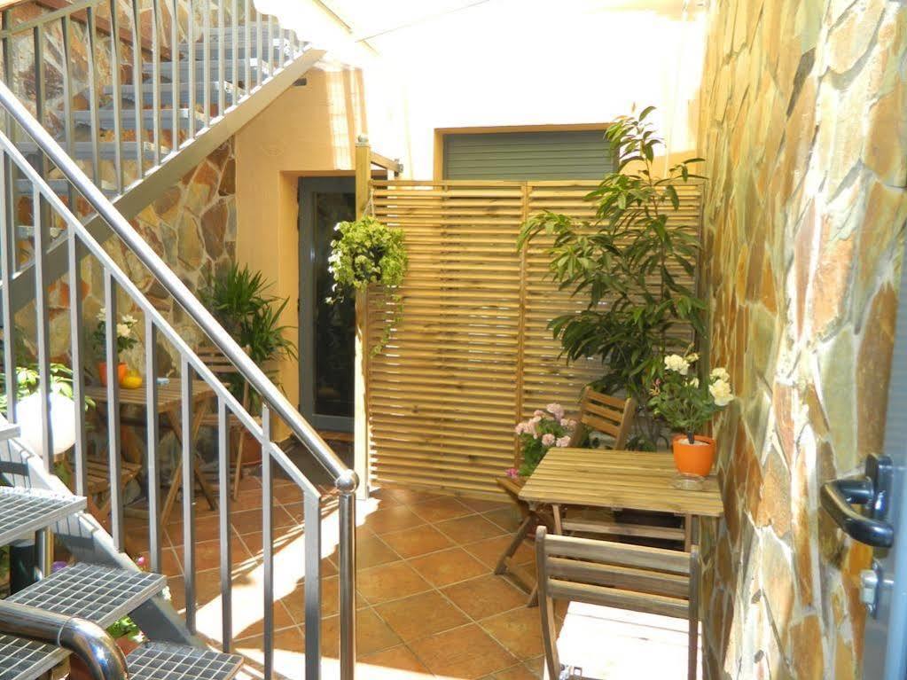 Hostal House Barcelona Luaran gambar